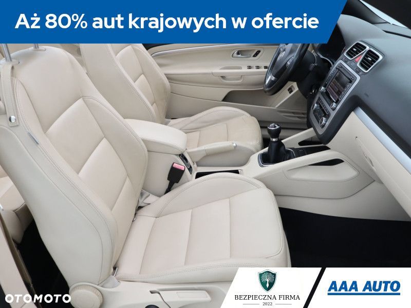 Volkswagen Eos - 11