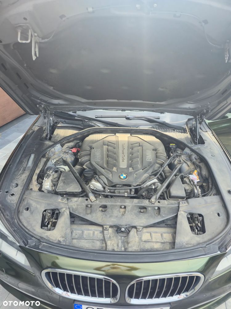BMW Seria 7 750Li - 9