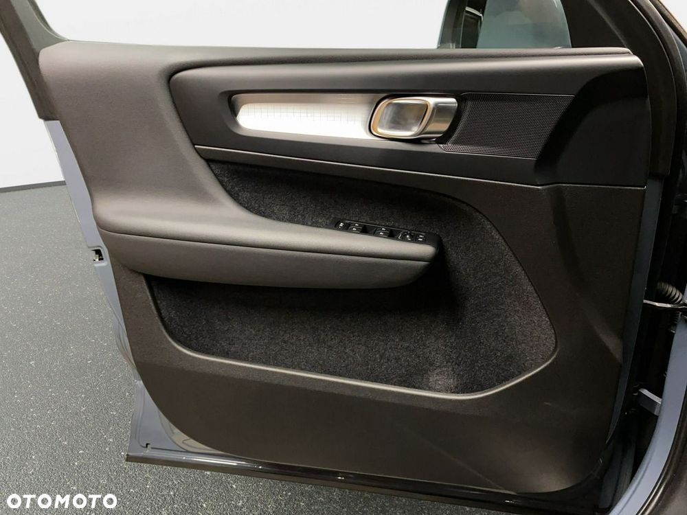 Volvo XC 40 - 37