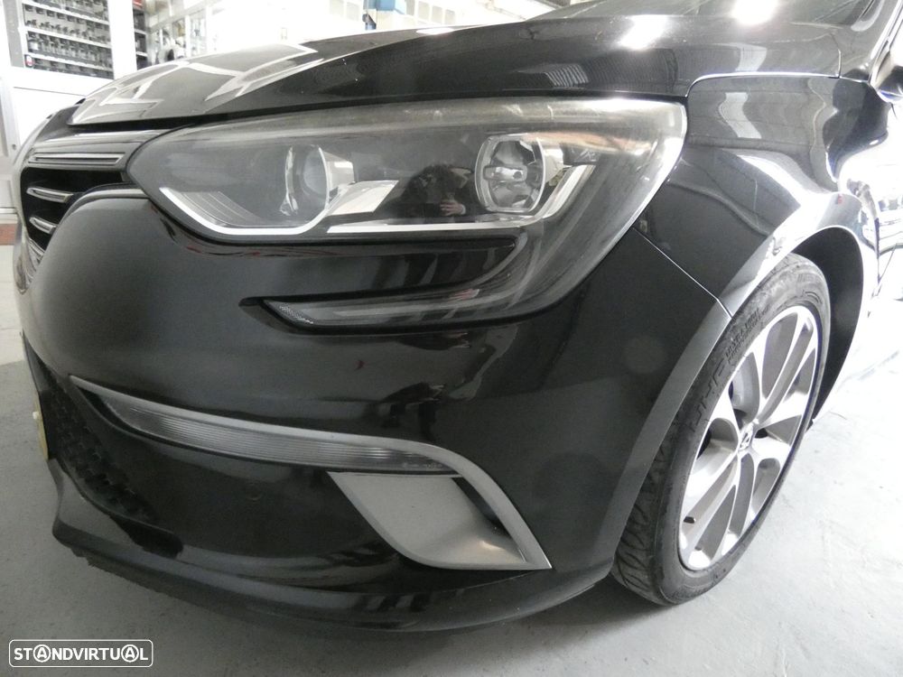 Renault Mégane Sport Tourer 1.6 dCi GT Line - 8
