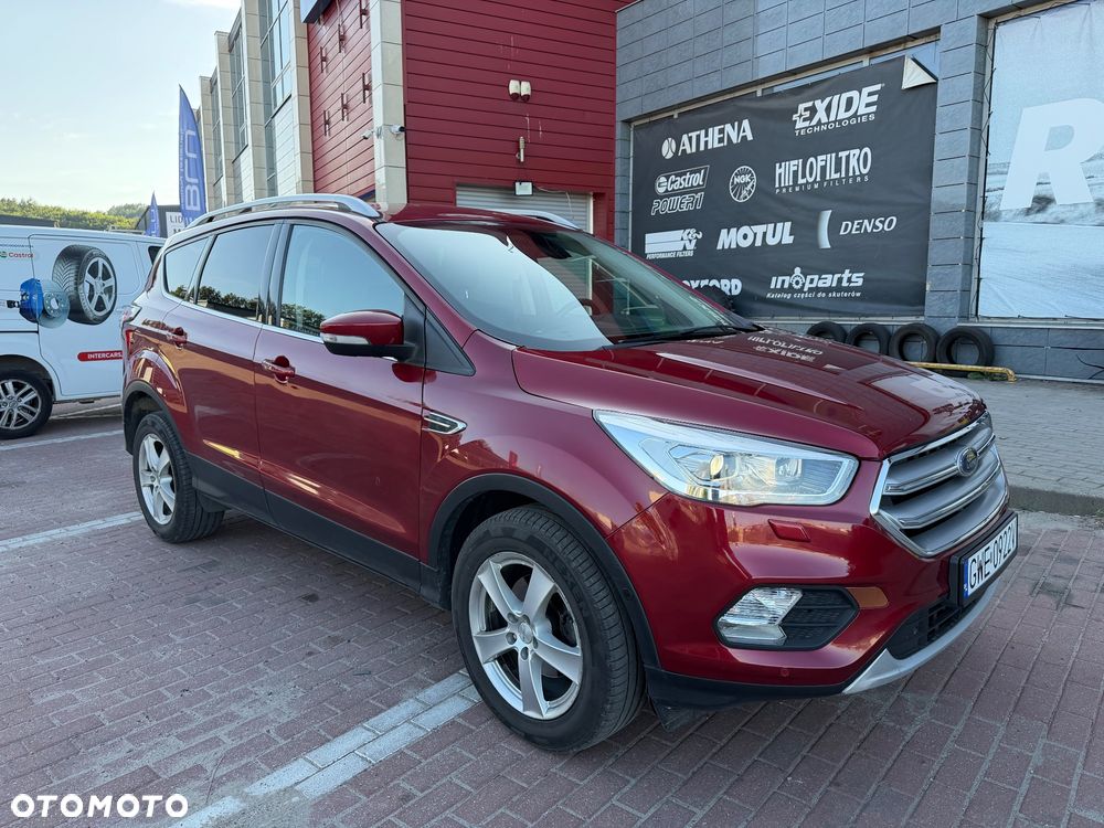 Ford Kuga 1.5 EcoBoost 2x4 Titanium