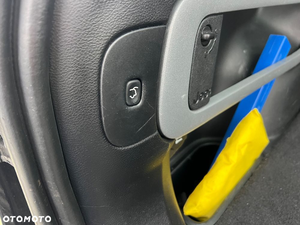 Jeep Cherokee 2.0 MJD Active Drive I Longitude - 11