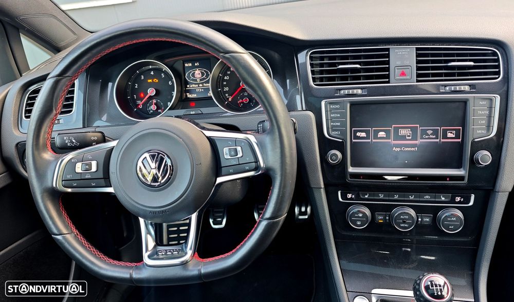 VW Golf 2.0 TSi GTi Performance - 18