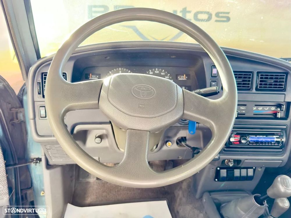 Toyota Hilux 2.4 D LN90L XCab - 19