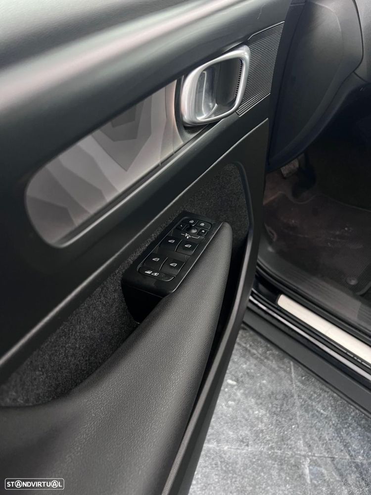 Volvo C40 Recharge Plus - 17