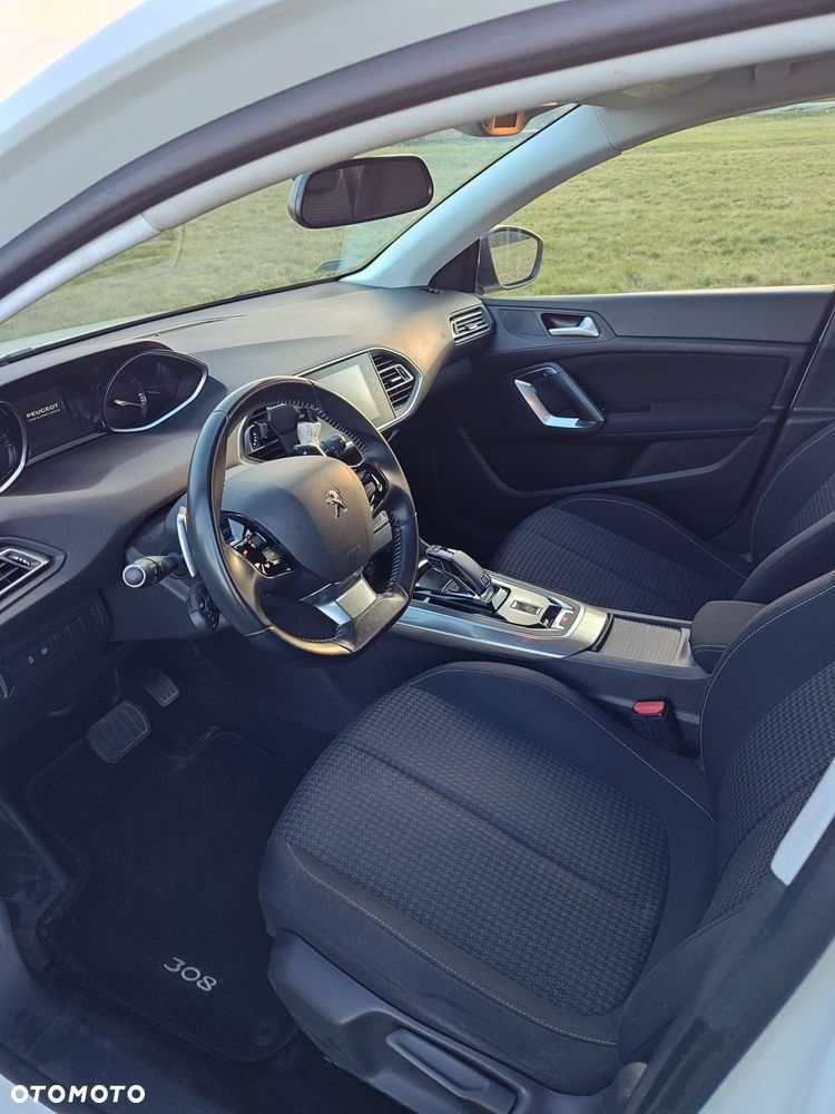Peugeot 308 - 12