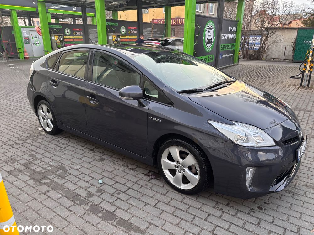 Toyota Prius - 1