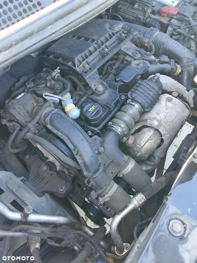 Peugeot Expert Kombi Long 2,8t - 17