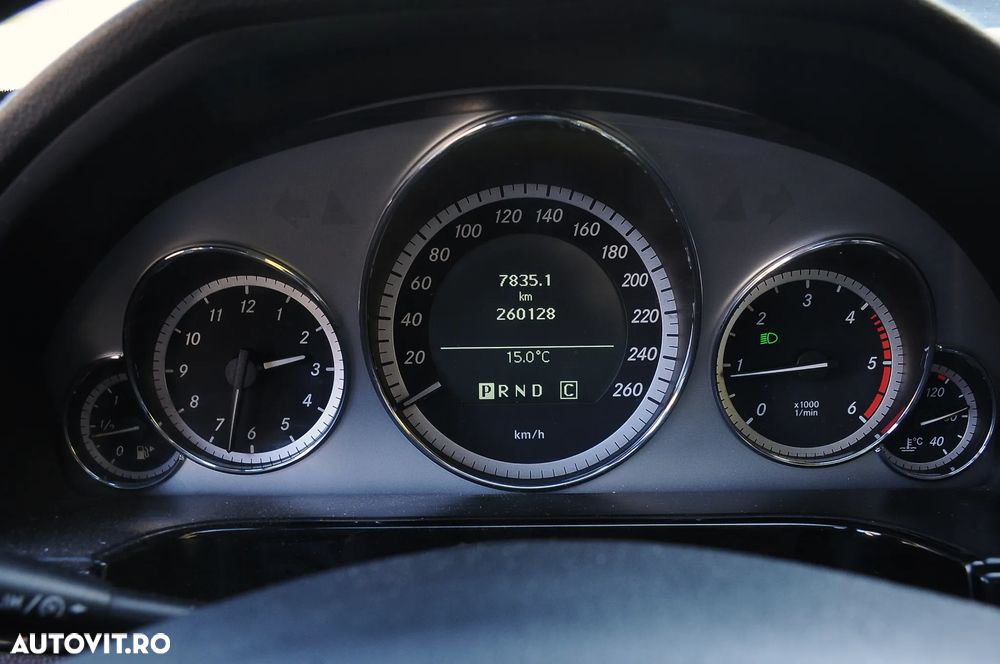 Mercedes-Benz E 250 CDI DPF BlueEFFICIENCY Automatik Avantgarde - 14