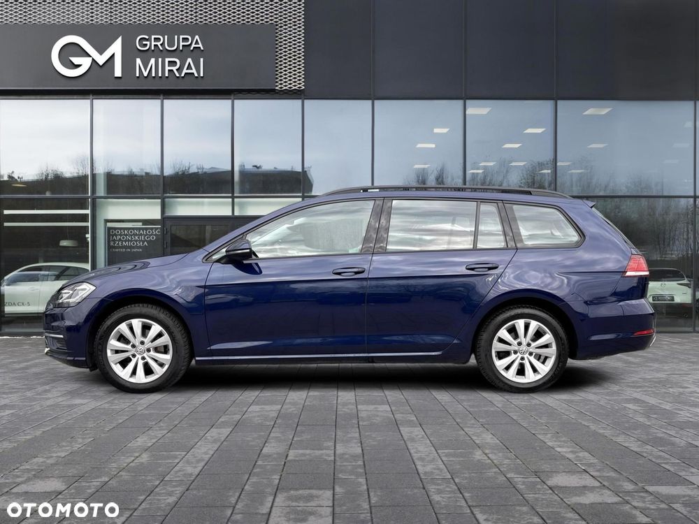 Volkswagen Golf - 2