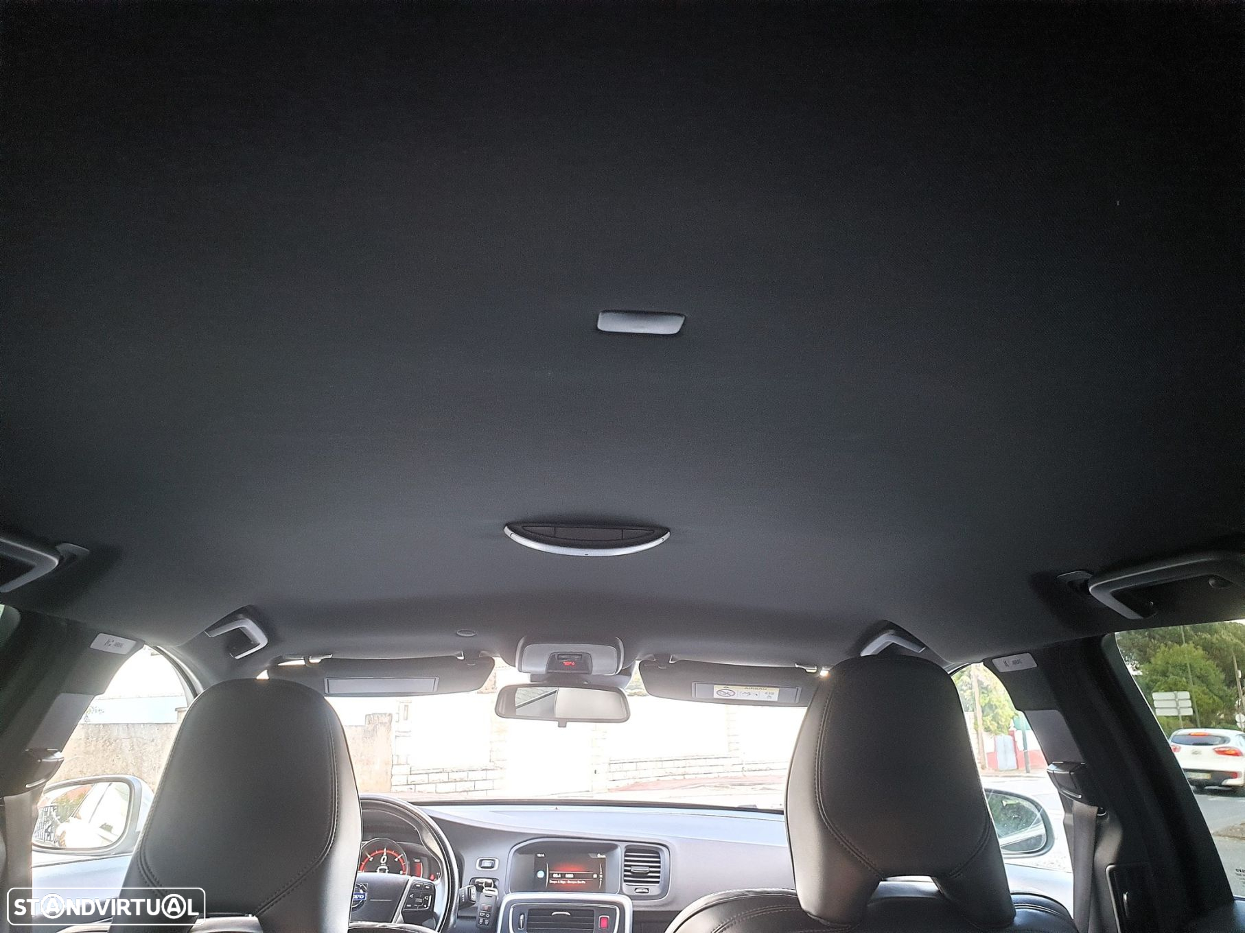 Volvo V60 1.6 D2 R-Design Momentum - 43