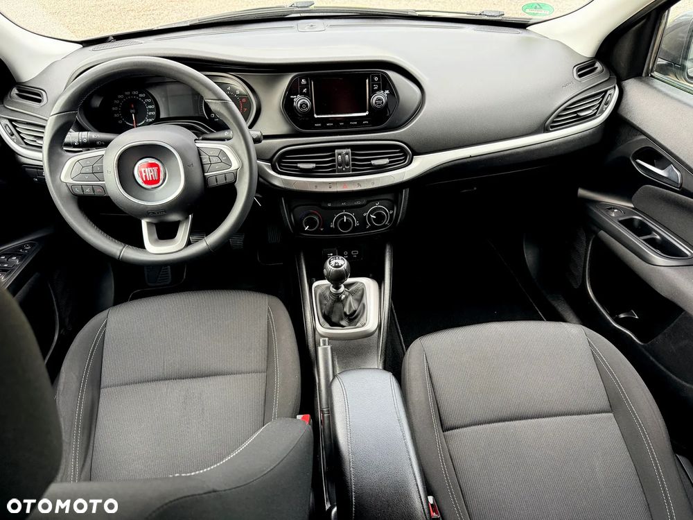Fiat Tipo 1.4 T-Jet 16v Sport - 37
