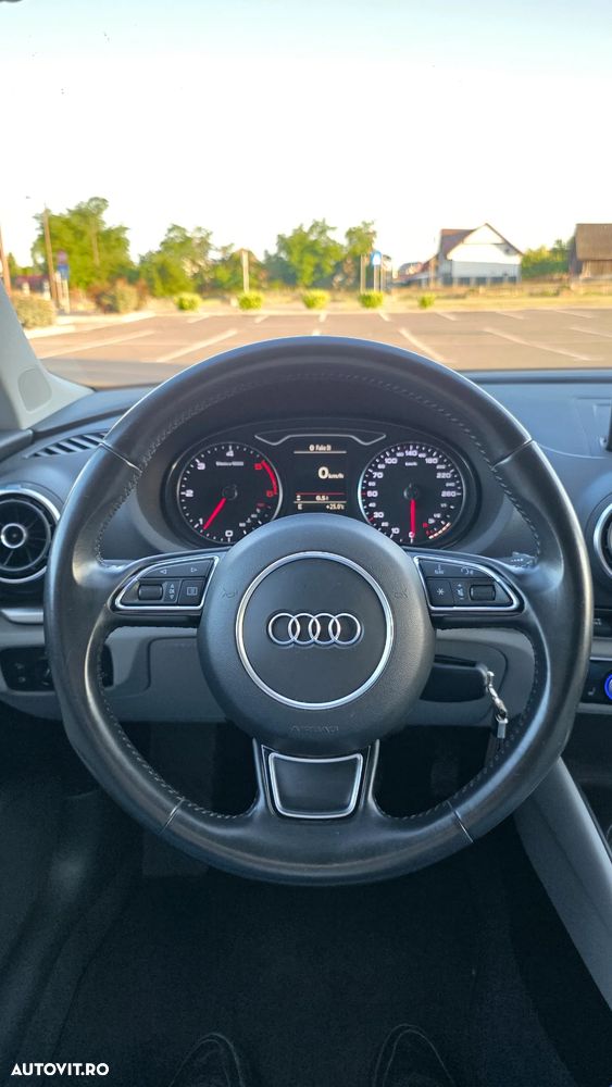 Audi A3 Sportback 1.6 TDI ultra Attraction - 25