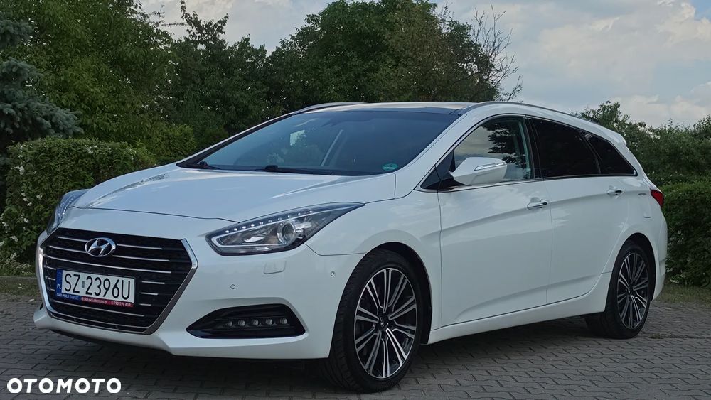 Hyundai i40 Kombi blue 1.7 CRDi DCT Premium - 16