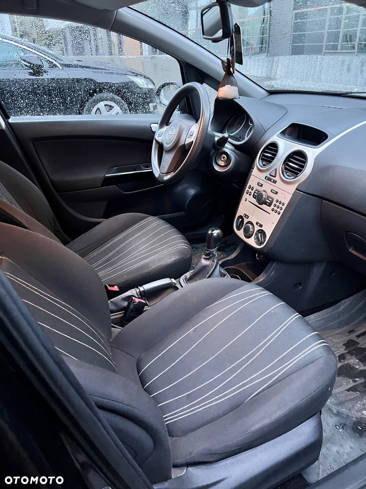 Opel Corsa 1.2 16V - 4