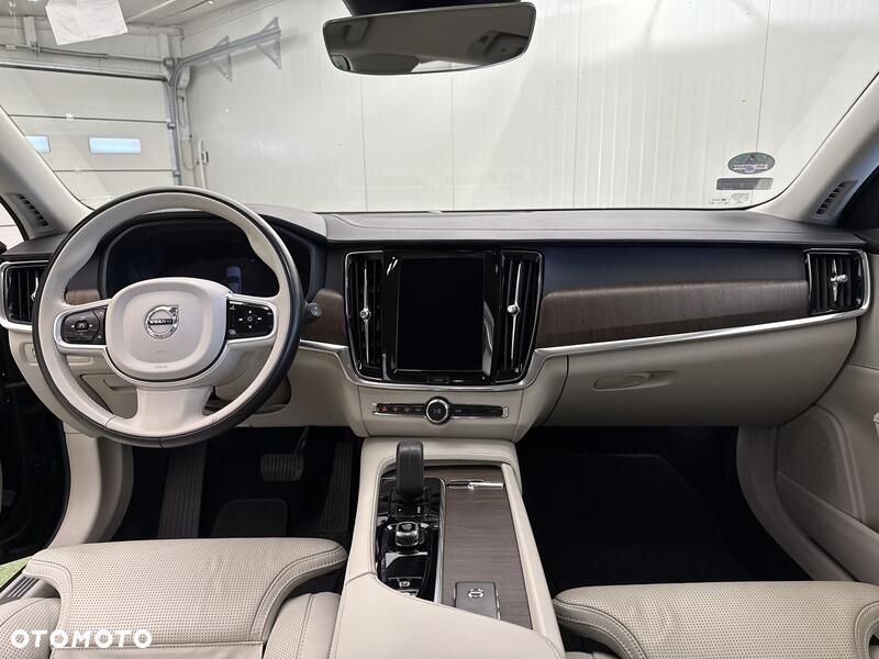Volvo V90 Cross Country B5 D AWD Pro - 20