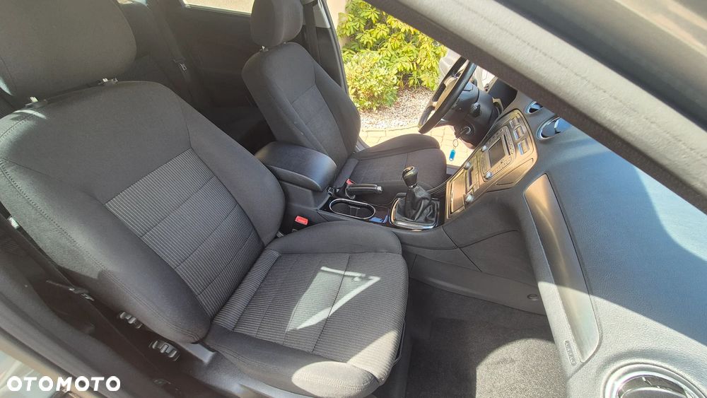 Ford Mondeo 2.0 FF Titanium - 31