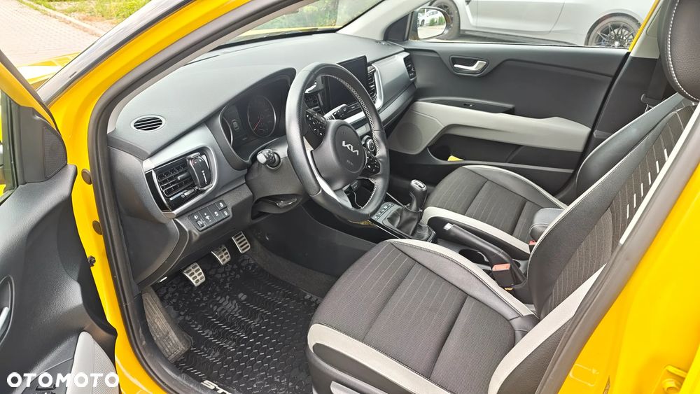 Kia Stonic 1.0 T-GDI MHEV L Business Line - 16