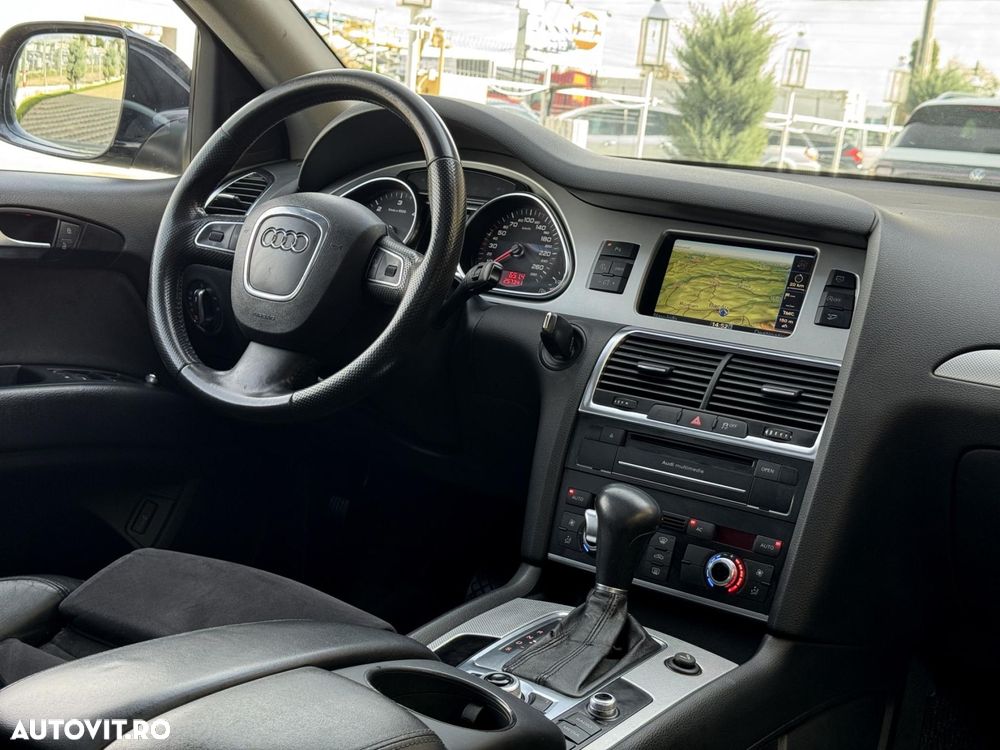 Audi Q7 - 10
