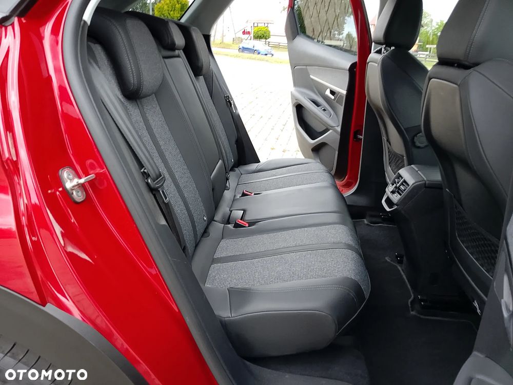 Peugeot 3008 BlueHDi 130 Stop & Start EAT8 Active Business-Paket - 31