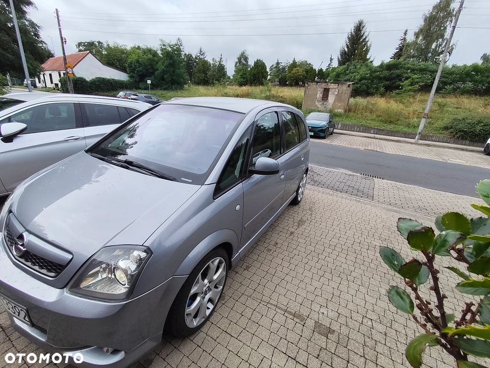 Opel Meriva 1.6 Turbo OPC - 3