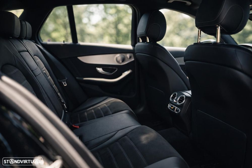 Mercedes-Benz C 300 de AMG Line - 37