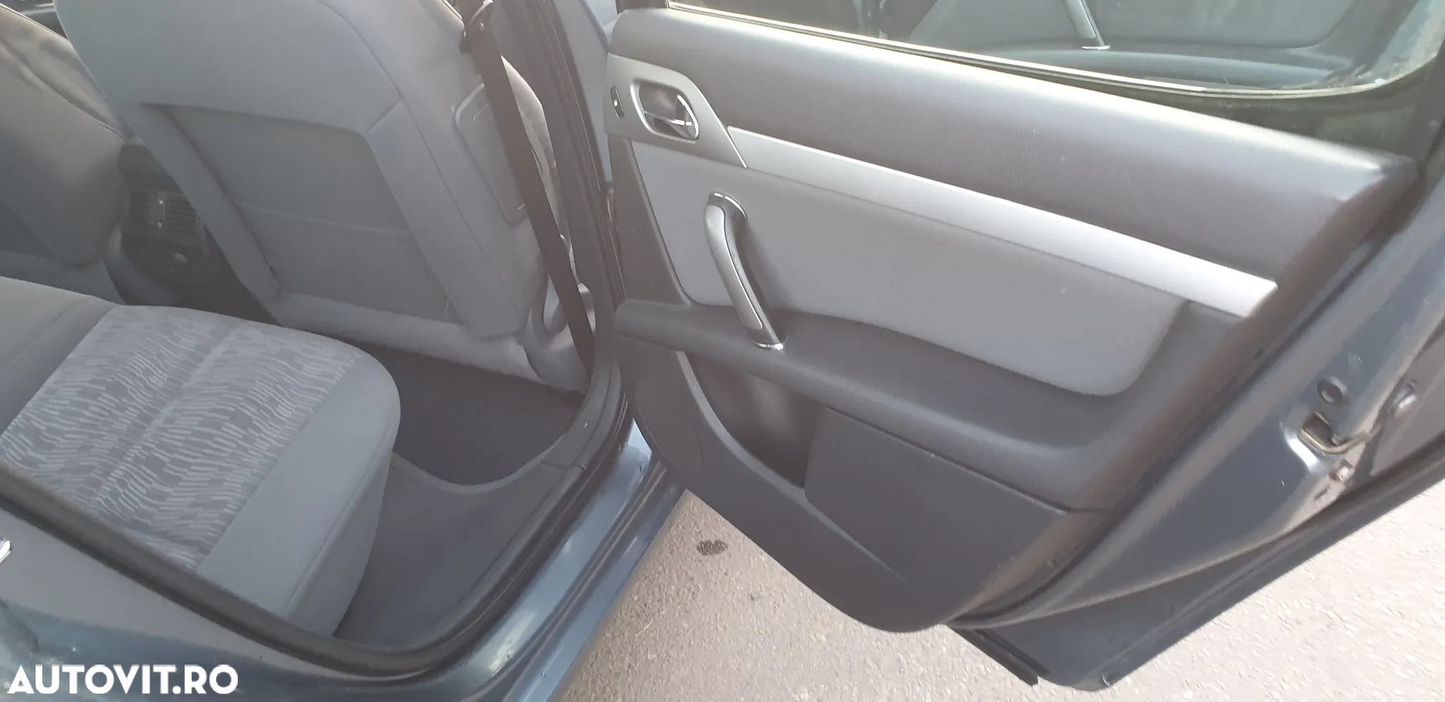 Peugeot 407 HDi 135 Automatik Platinum - 18