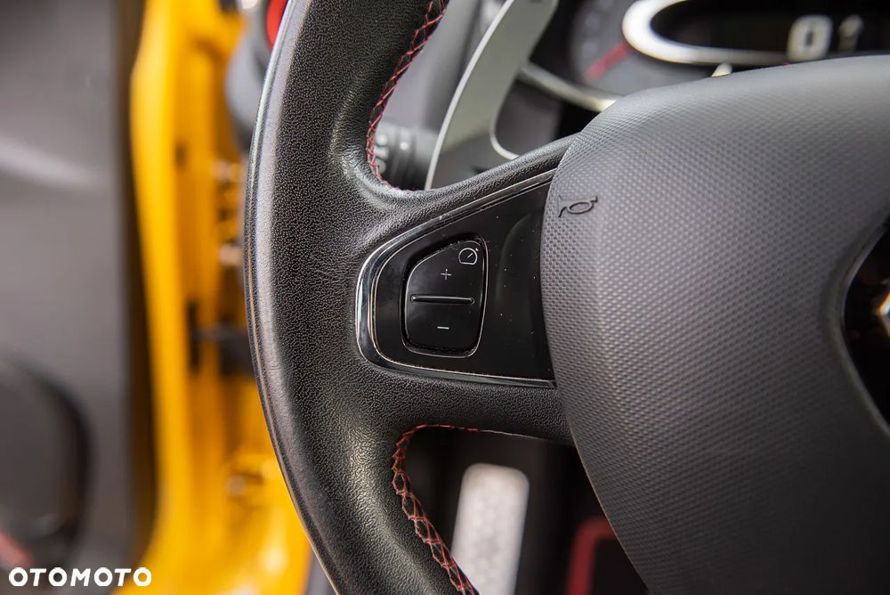 Renault Clio TCe 200 EDC Sport - 30