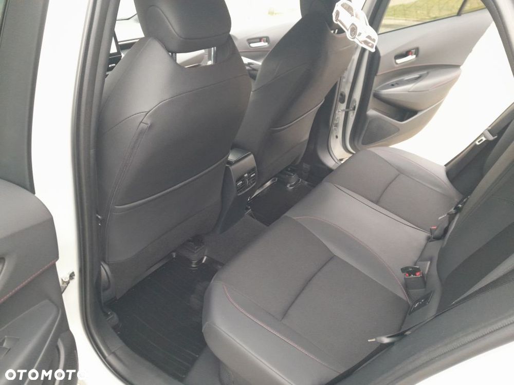 Toyota Corolla 2.0 Hybrid GR Sport - 19