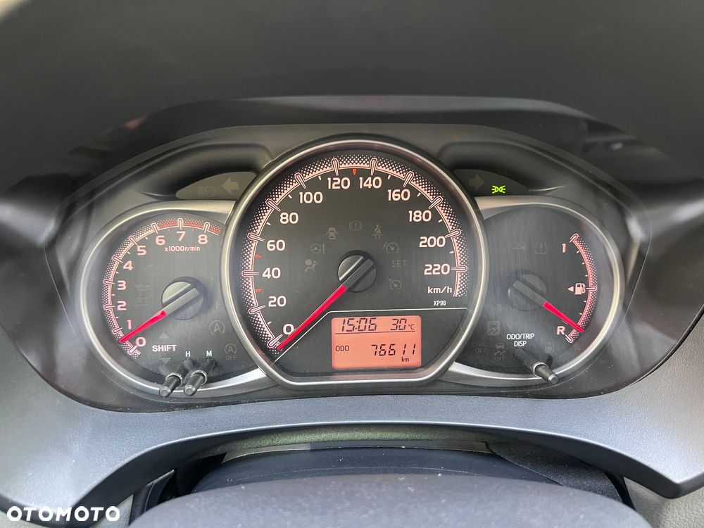 Toyota Yaris 1.0 Active EU6 - 20