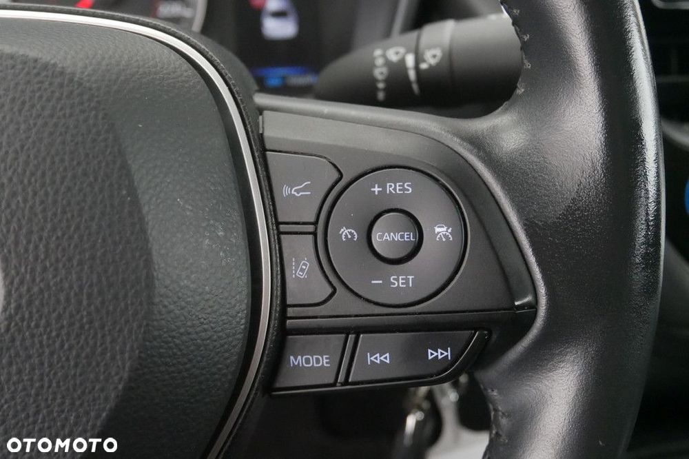 Toyota Corolla - 21