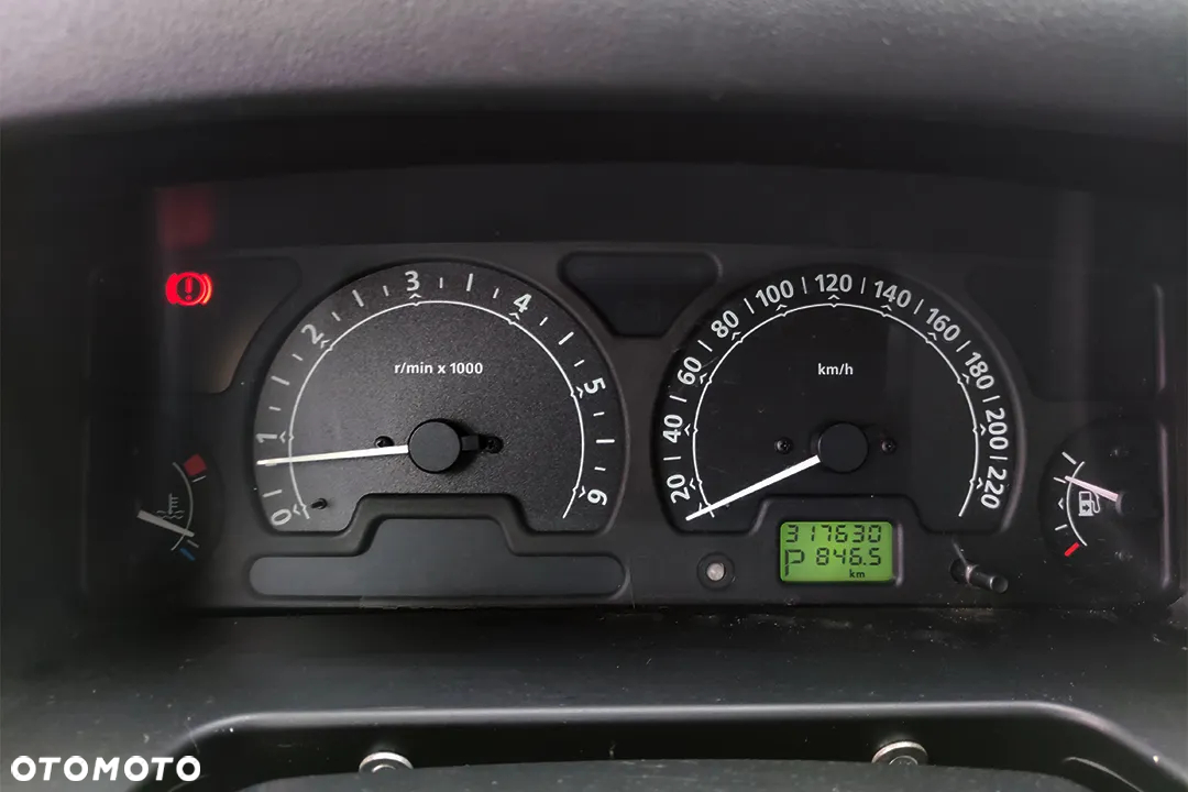 Land Rover Discovery - 36