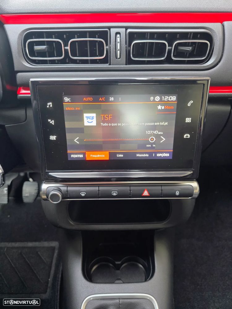 Citroën C3 1.2 PureTech Shine - 34