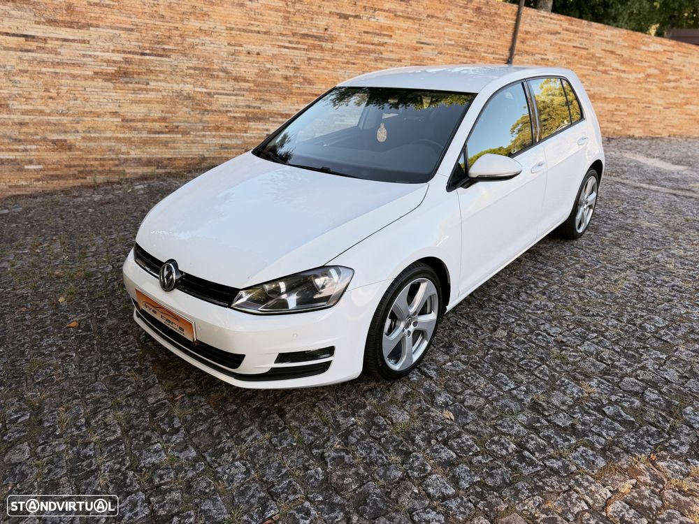 VW Golf 1.6 TDi DPF Highline - 10