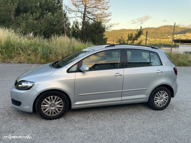 VW Golf Plus 1.6 TDi Confortline DSG - 28