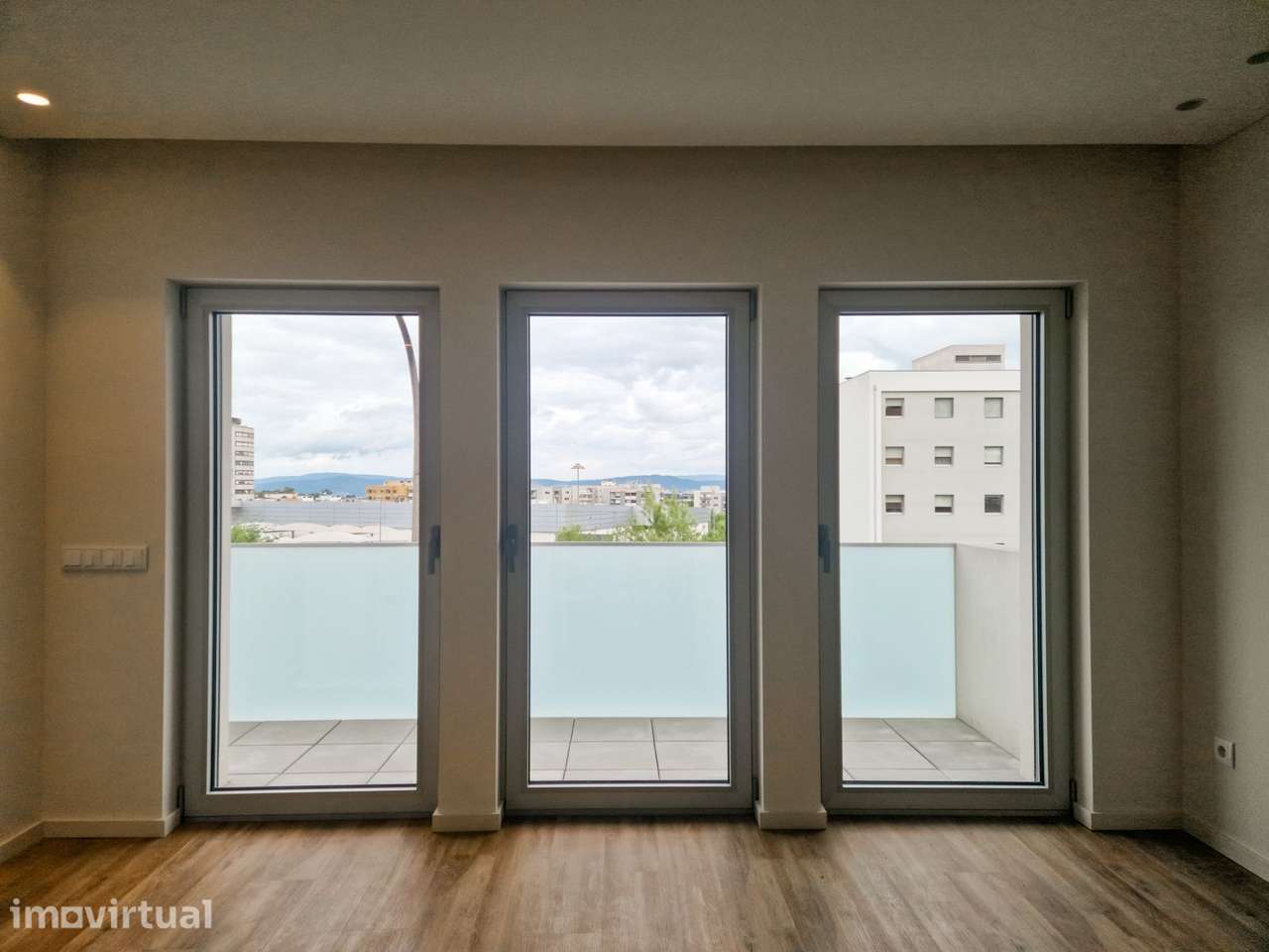 Apartamento T1 - Grande imagem: 3/13