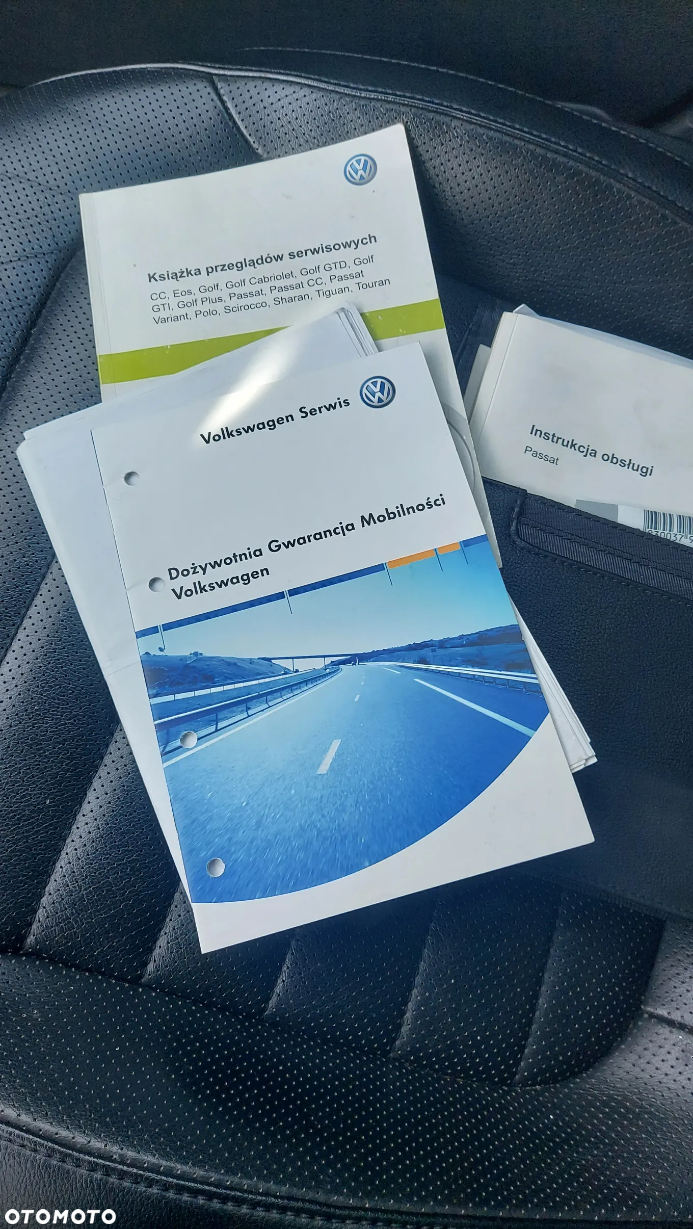 Volkswagen Passat 1.6 TDI DPF BlueMot Highline - 13