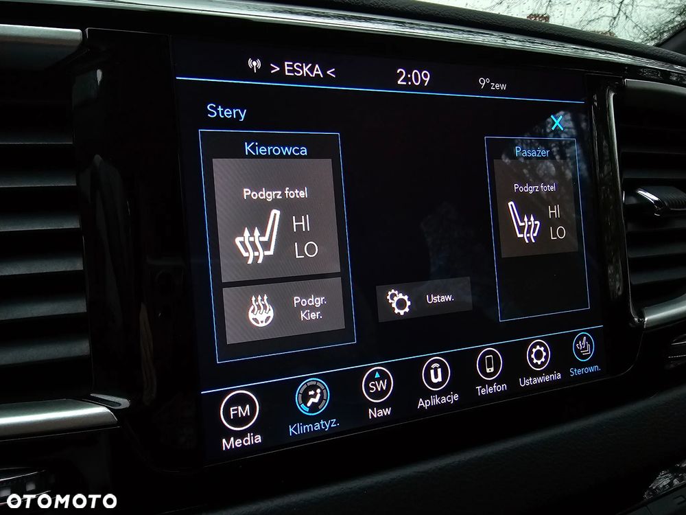 Chrysler Pacifica - 24