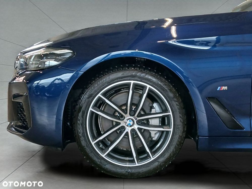 BMW Seria 5 530i xDrive mHEV M Sport sport - 10