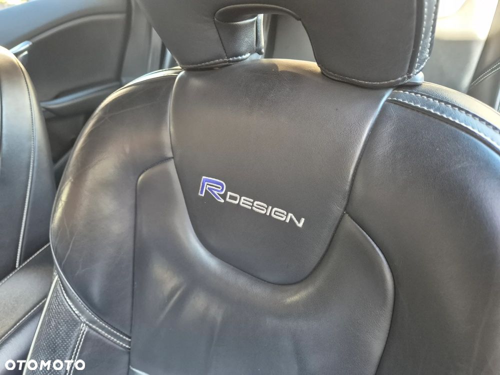 Volvo V40 D2 R Design - 18