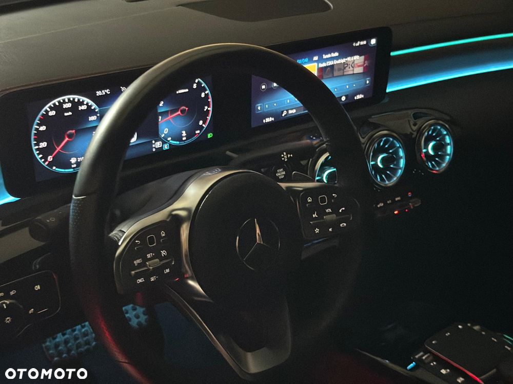 Mercedes-Benz CLA - 11