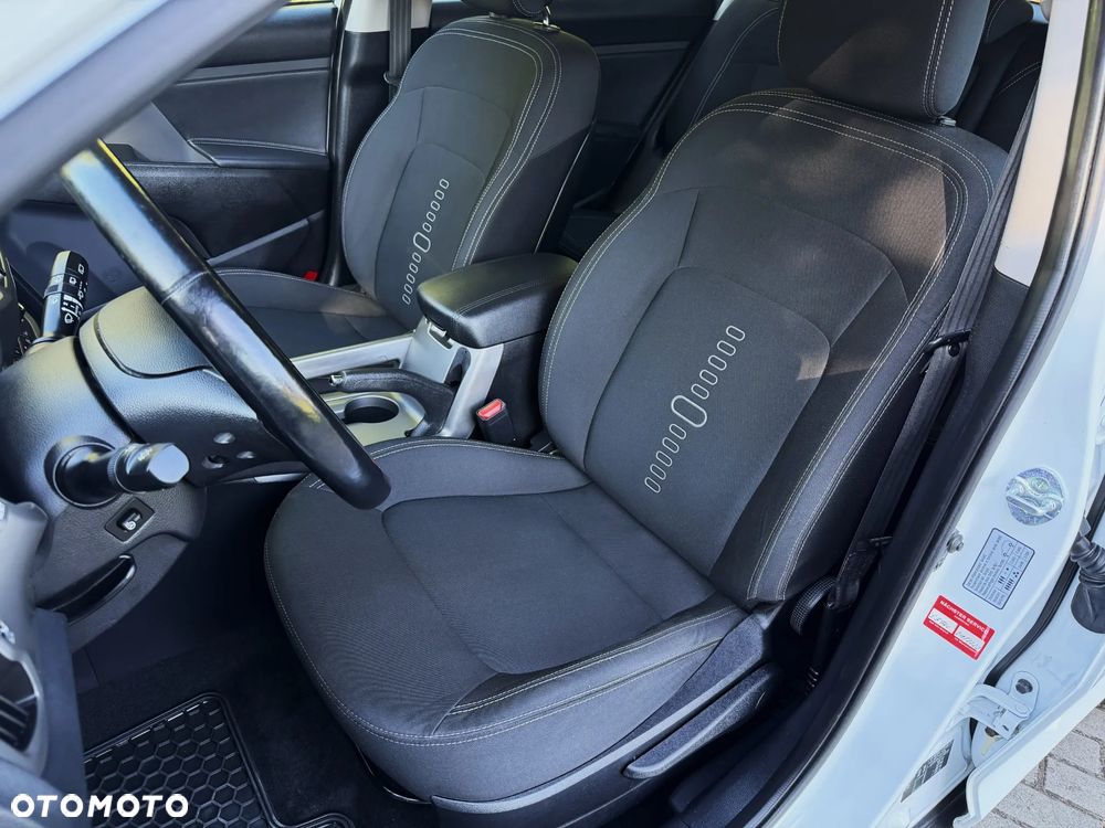 Kia Sportage 1.6 GDI 2WD Dream-Team Edition - 12