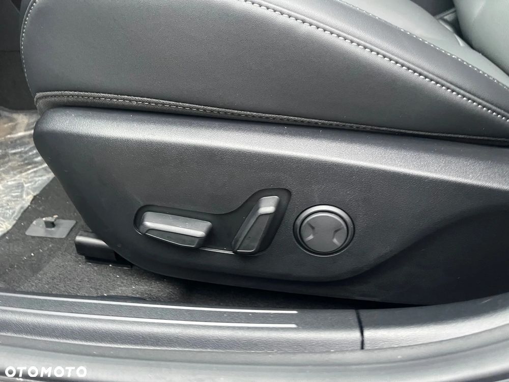 Kia K4 1.6 T-GDI L - 12