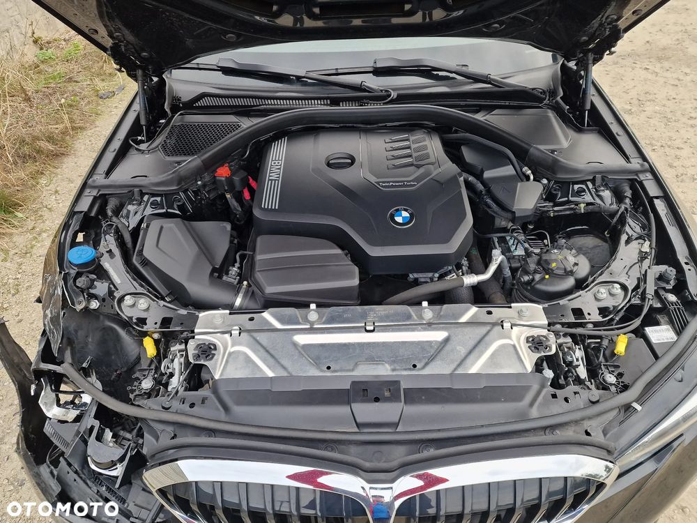 BMW Seria 3 318i M Sport - 30