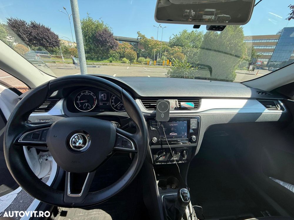 Skoda RAPID 1.0 TSI Style - 7