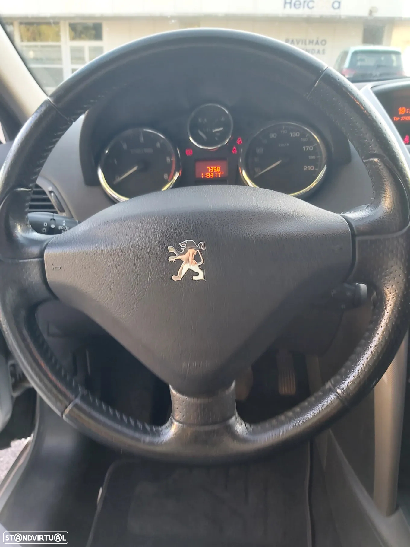 Peugeot 207 1.4 HDi Premium - 11