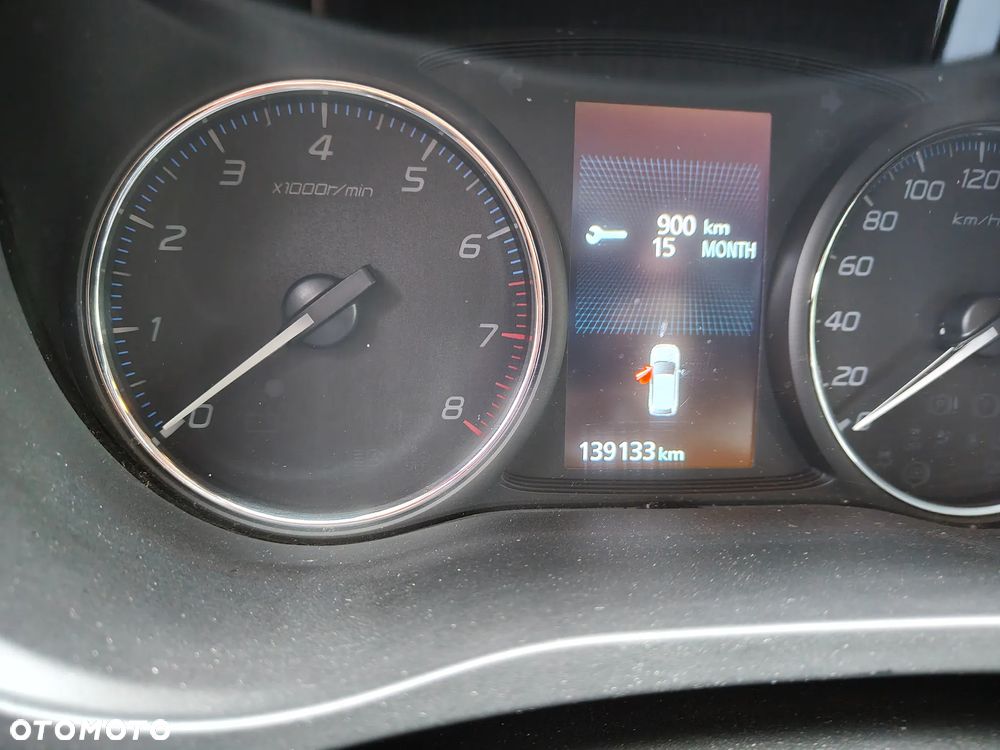 Mitsubishi Outlander 2.0 Intense + SDA 4WD CVT - 16
