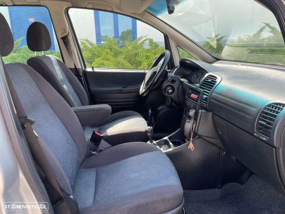 Opel Zafira 2.0 DTi Confort - 4
