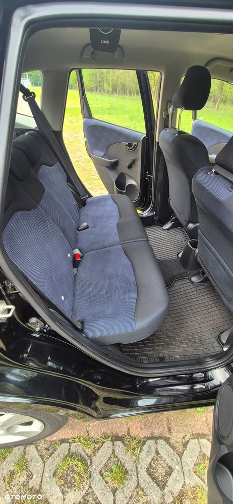 Honda Jazz 1.2 Base - 12
