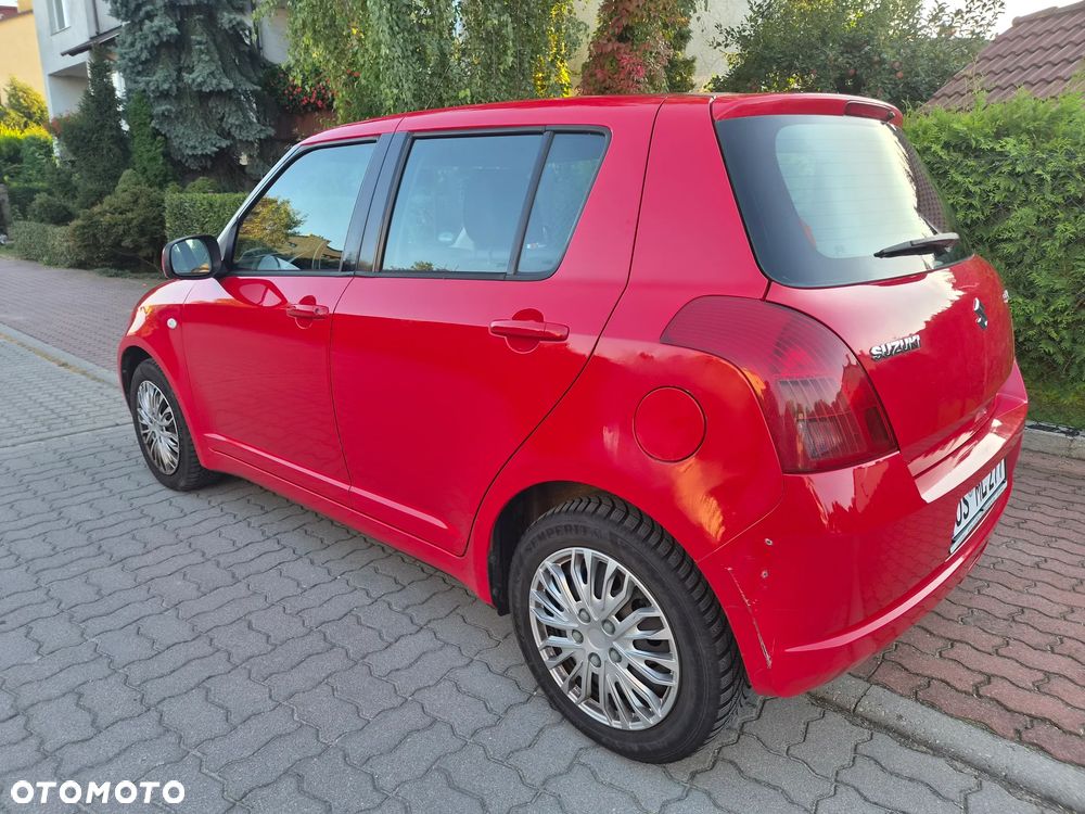 Suzuki Swift - 10
